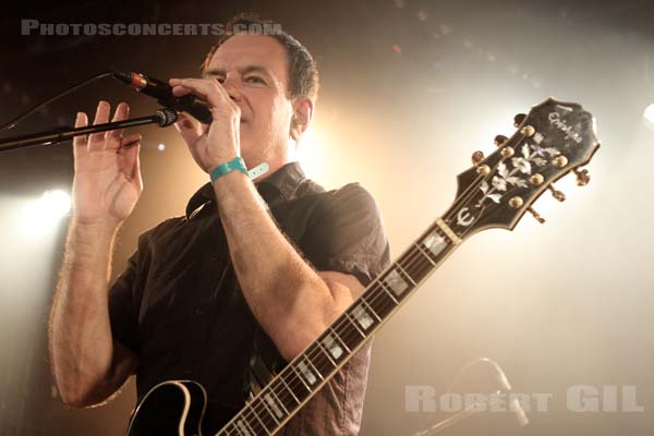 THE WEDDING PRESENT - 2013-10-12 - PARIS - La Maroquinerie - 